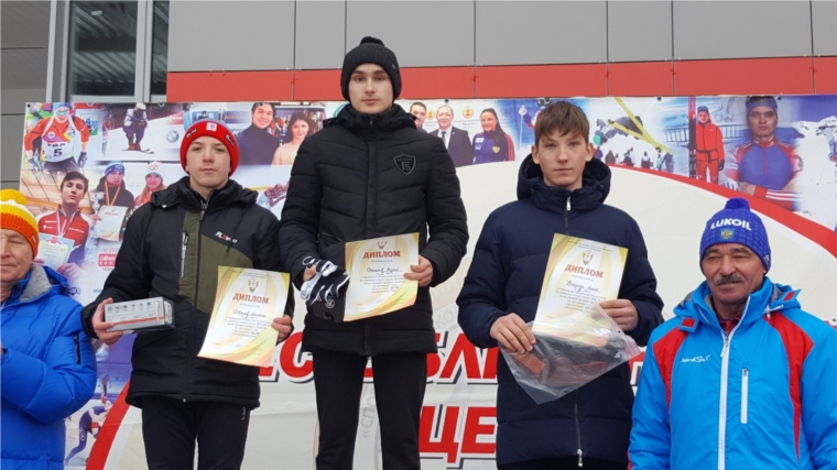 Лыжник СШ № 10 Андрей Степанов-победитель первенства Чувашской республики