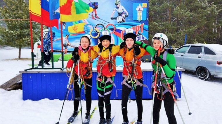 Туристы СШ №10 успешно выступили на чемпионате и первенстве Чувашии по спортивному туризму на лыжных дистанциях